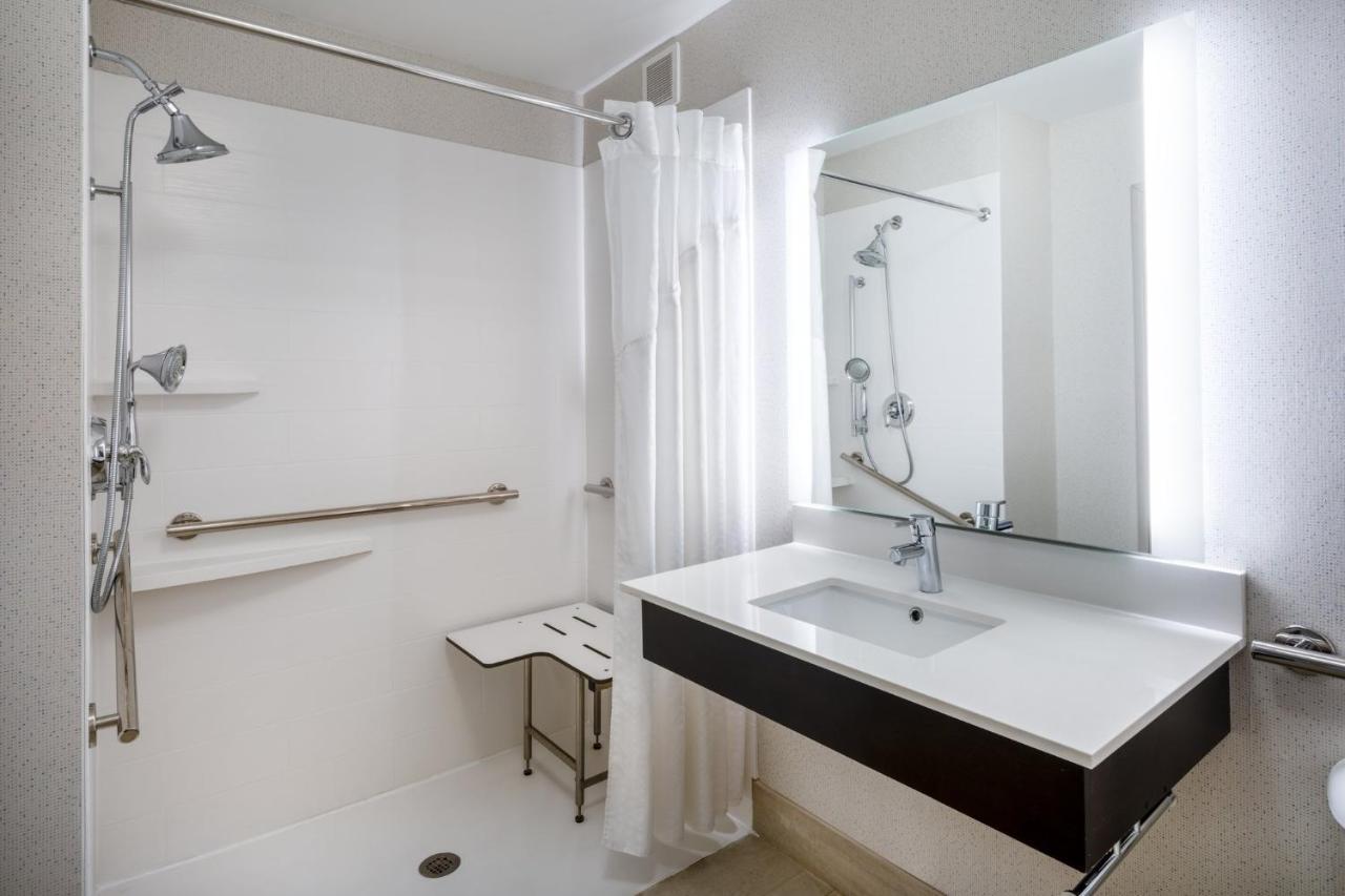 Holiday Inn Express Corydon By Ihg Exteriör bild